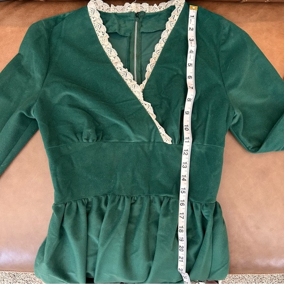 Vintage 70s Milk Maid Lace Trim Renaissance Cottage Green Velvet Maxi Dress SM - Picture 11 of 11